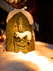 10山寺手に雪仏★DSC04906s.jpg